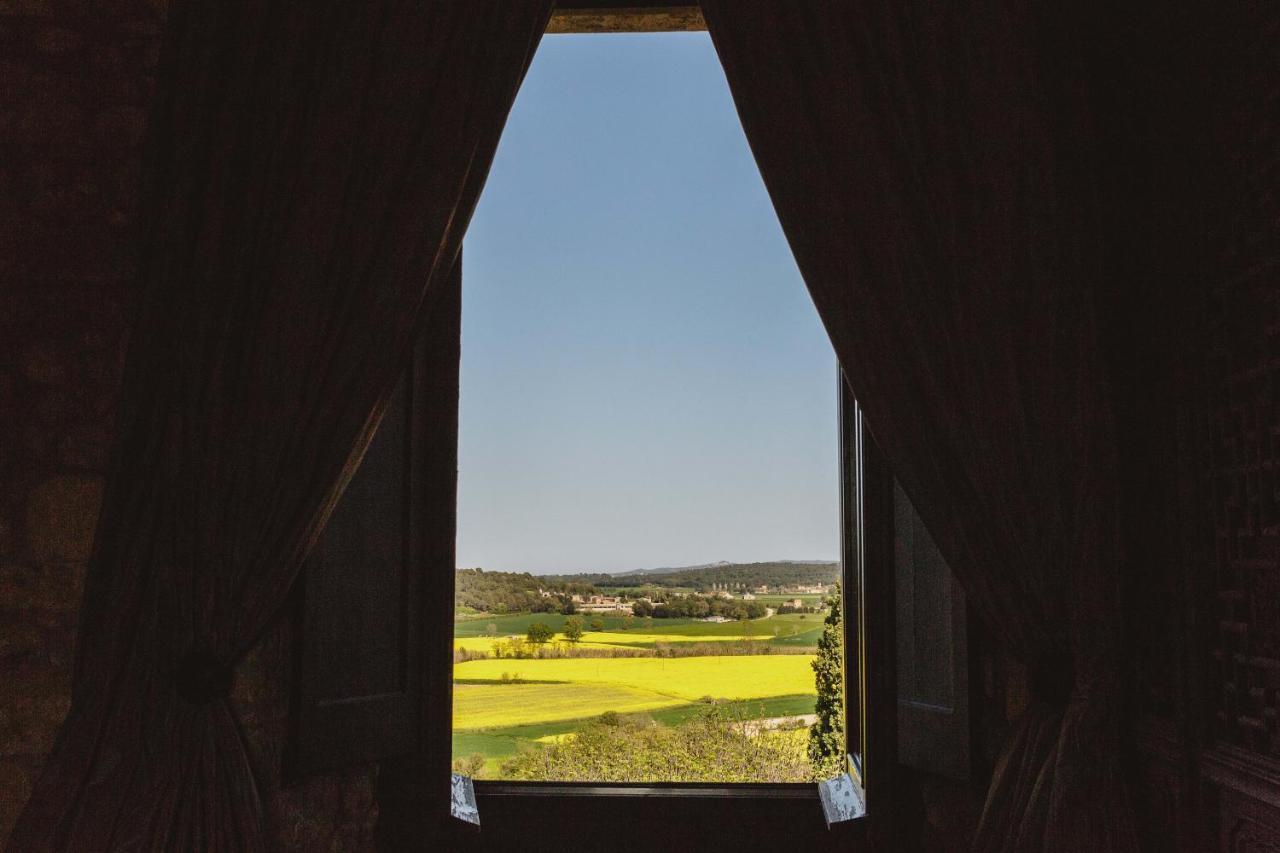 Hotel Castell D'Emporda La Bisbal d'Emporda Экстерьер фото