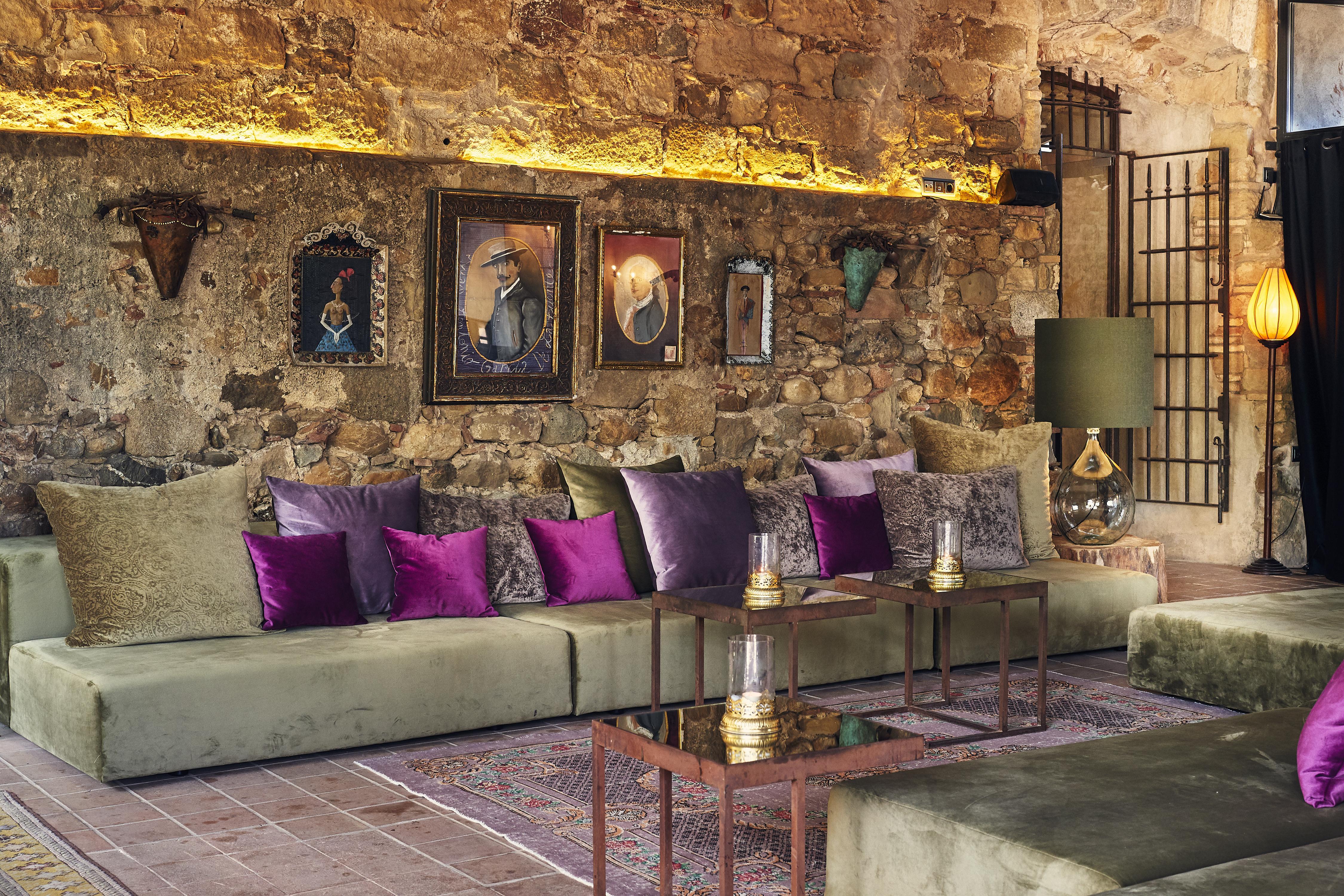 Hotel Castell D'Emporda La Bisbal d'Emporda Экстерьер фото